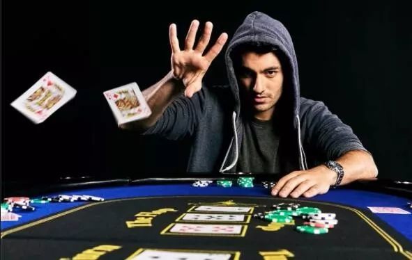 从零到一彻底搞懂德州扑克怎么玩